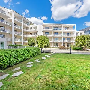 Holiday park Vacanceole - Le Domaine De Bertheaume